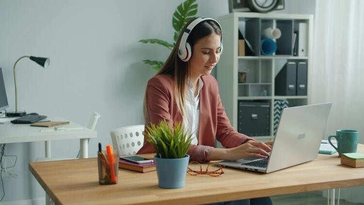 Ansiedade Financeira: Como Lidar Ainda Jovem e Retomar o Controle